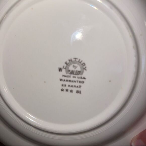 6 century by Salem gold rimmed plates - Picture 3 of 4